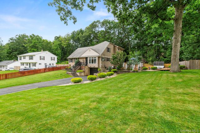 25 Birchwood Drive, Highland Mills, NY 10930