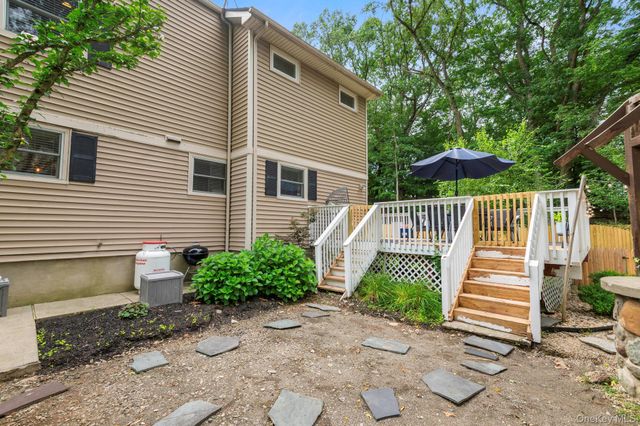 25 Birchwood Drive, Highland Mills, NY 10930