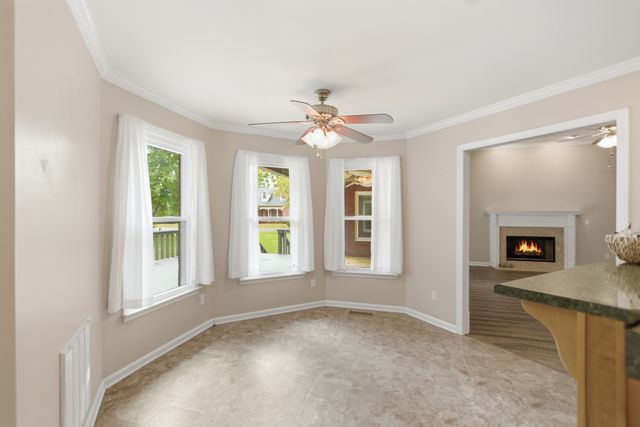 3 Derby Dr, Fayetteville, TN 37334