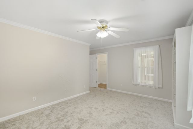 3 Derby Dr, Fayetteville, TN 37334