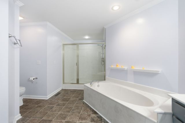 3 Derby Dr, Fayetteville, TN 37334