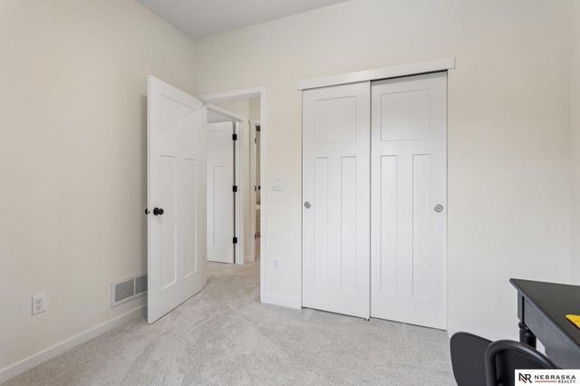 2304 S 7th Street, Omaha, NE 68108