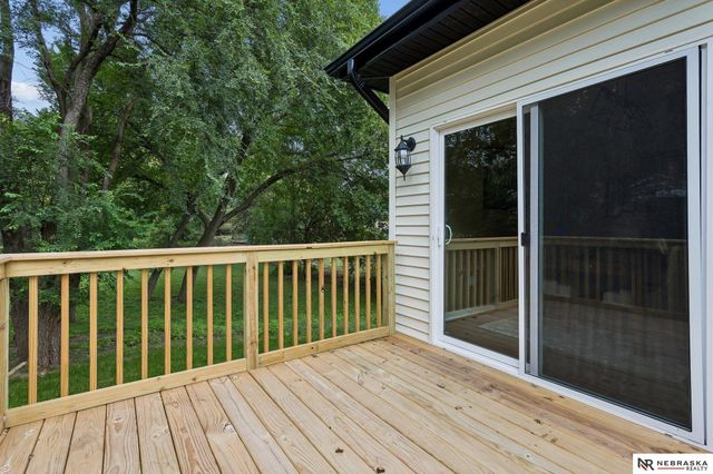 2304 S 7th Street, Omaha, NE 68108