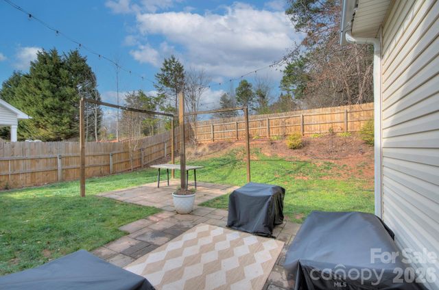 15819 Robins Way, Huntersville, NC 28078