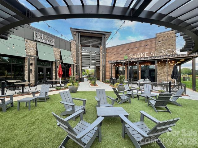 15819 Robins Way, Huntersville, NC 28078