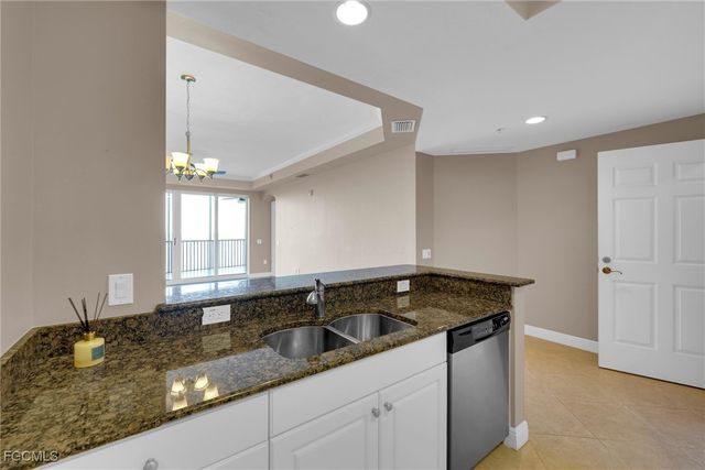 2745 1st ST 1802, Fort Myers, FL 33916