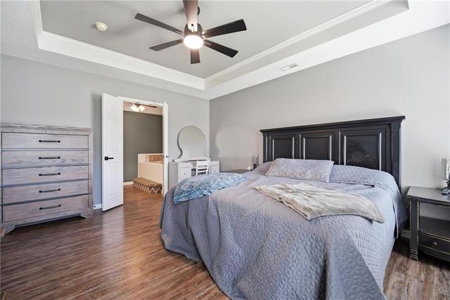 21403 W 54th Terrace, Shawnee, KS 66218