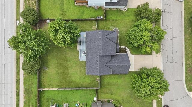 21403 W 54th Terrace, Shawnee, KS 66218
