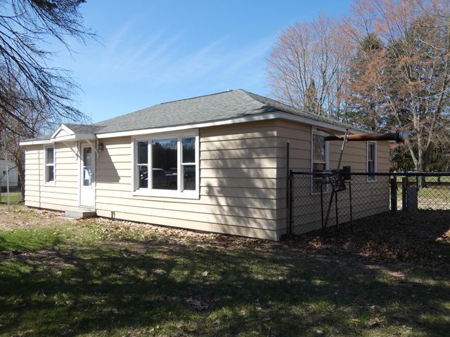 790 Blue Creek Terrace, Benton Twp, MI 49022
