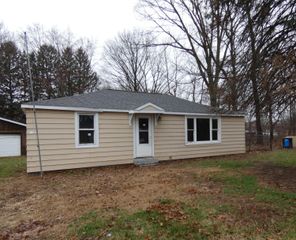 790 Blue Creek Terrace, Benton Twp, MI 49022