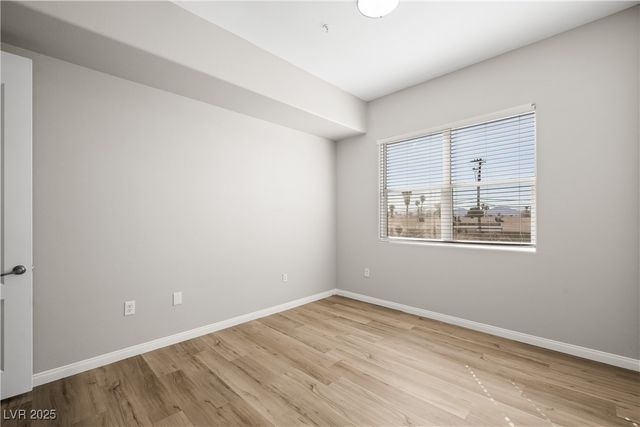 20 East Serene Avenue 104, Las Vegas, NV 89123