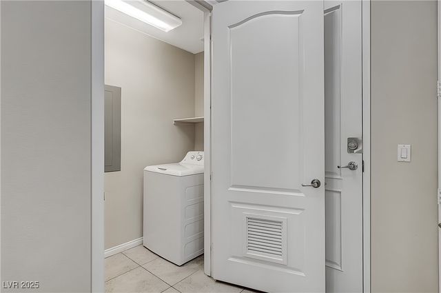 20 East Serene Avenue 104, Las Vegas, NV 89123