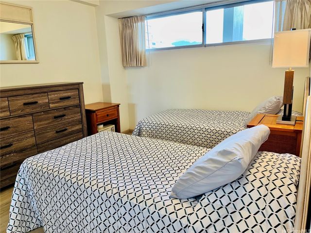 2440 Kuhio Avenue 1502, Honolulu, HI 96815