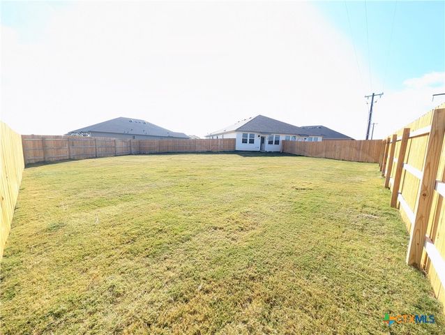 1134 Stone Valley Road B, Temple, TX 76502