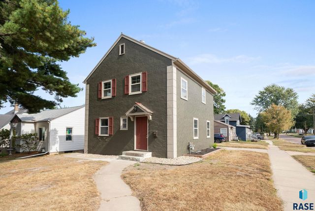 418 S West Ave Avenue, Sioux Falls, SD 57104