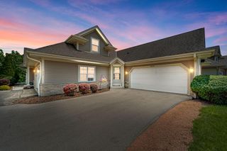 4848 S Waterview COURT, Greenfield, WI 53220