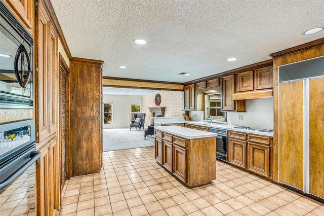 11427 Glenora Drive, Houston, TX 77065