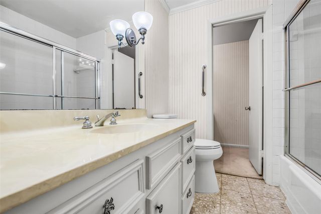 11427 Glenora Drive, Houston, TX 77065