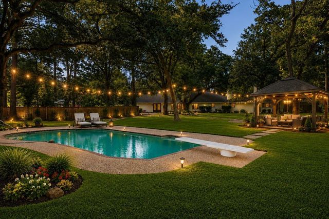 11427 Glenora Drive, Houston, TX 77065