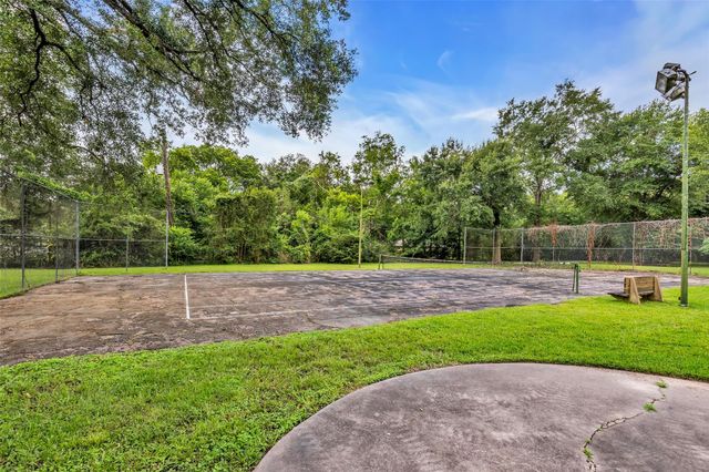 11427 Glenora Drive, Houston, TX 77065