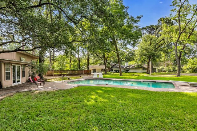 11427 Glenora Drive, Houston, TX 77065