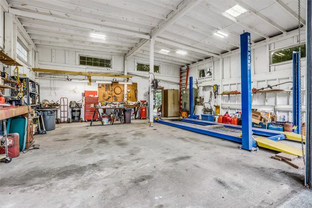 11427 Glenora Drive, Houston, TX 77065