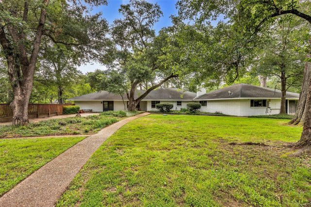 11427 Glenora Drive, Houston, TX 77065