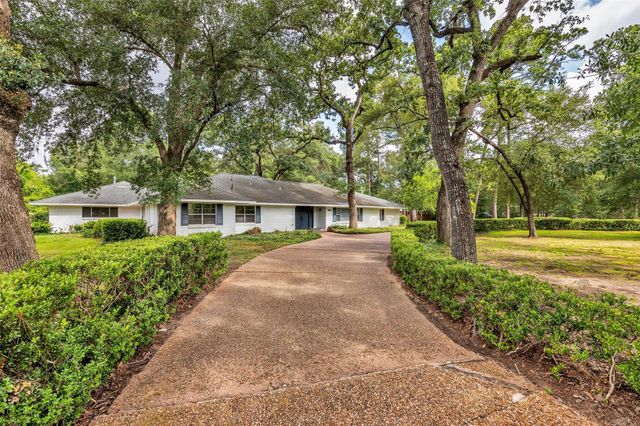 11427 Glenora Drive, Houston, TX 77065