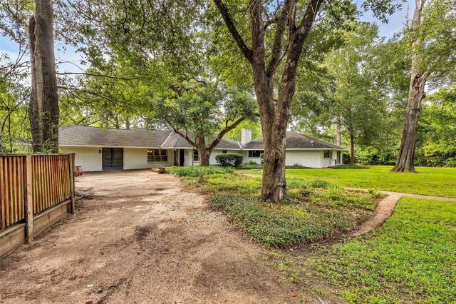 11427 Glenora Drive, Houston, TX 77065