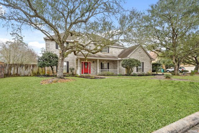 2210 Sunrise Oaks Drive, Orange, TX 77630