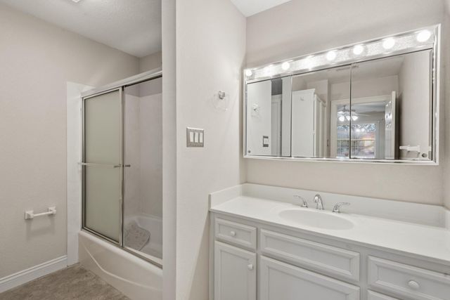 2210 Sunrise Oaks Drive, Orange, TX 77630