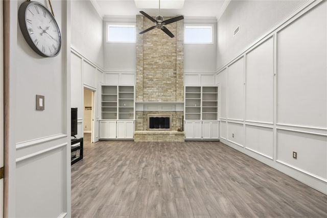 2210 Sunrise Oaks Drive, Orange, TX 77630