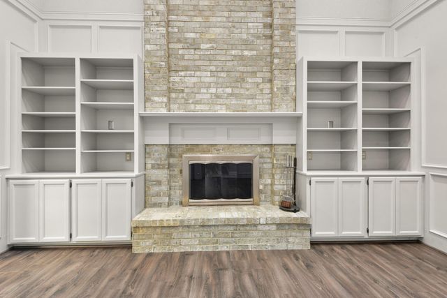 2210 Sunrise Oaks Drive, Orange, TX 77630