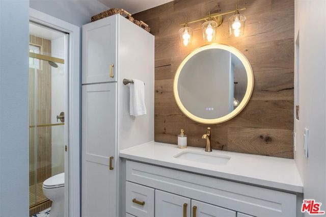 9005 Cynthia Street 214, West Hollywood, CA 90069