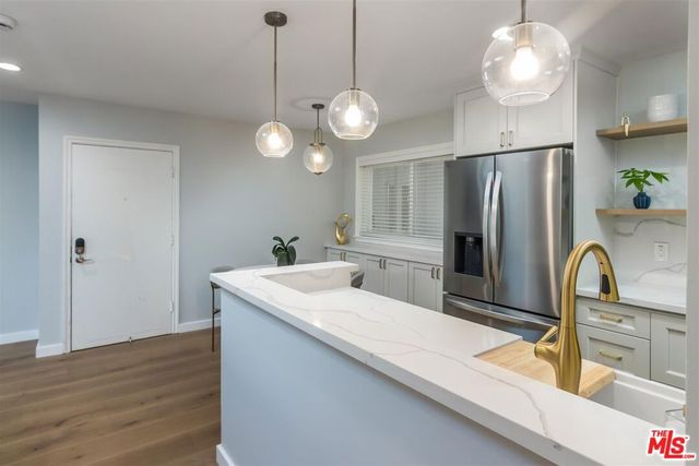 9005 Cynthia Street 214, West Hollywood, CA 90069