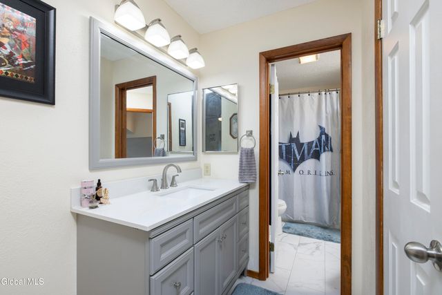 4 North Court, Queensbury, NY 12804