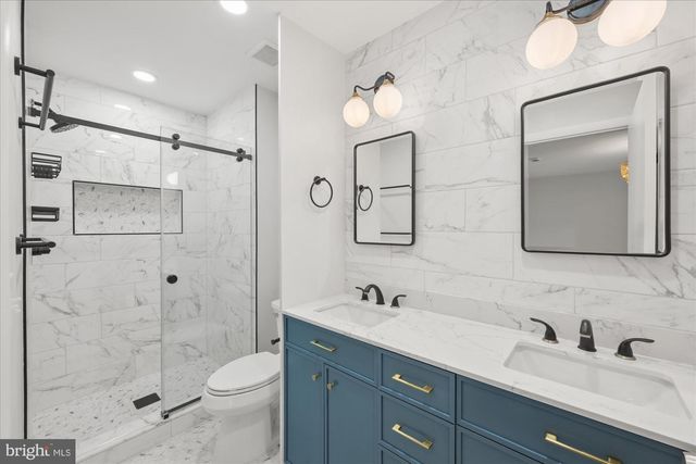 9226 THREE OAKS DR, Silver Spring, MD 20901