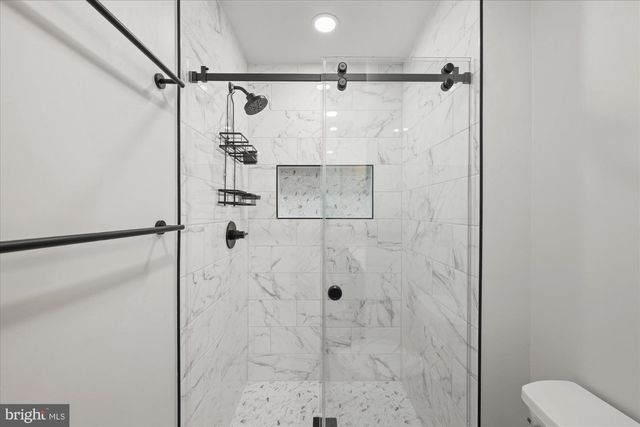 9226 THREE OAKS DR, Silver Spring, MD 20901