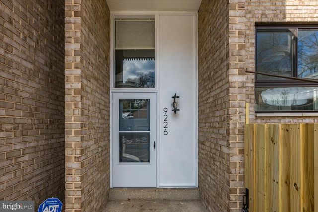 9226 THREE OAKS DR, Silver Spring, MD 20901