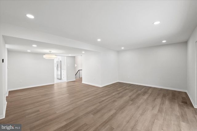 9226 THREE OAKS DR, Silver Spring, MD 20901