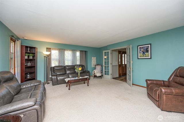 36721 6th Avenue SW, Federal Way, WA 98023