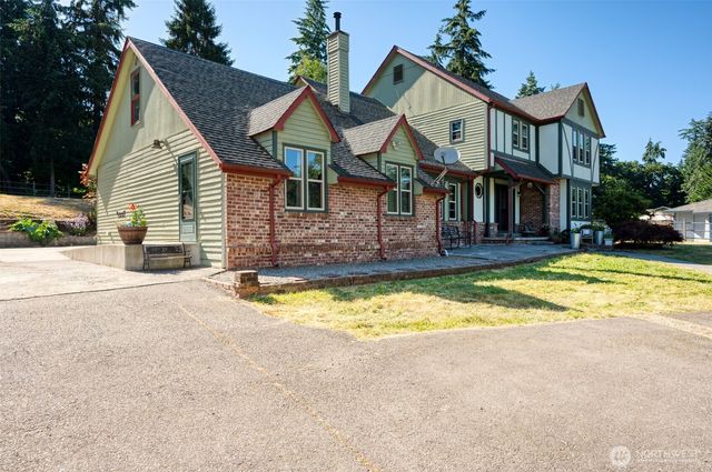 36721 6th Avenue SW, Federal Way, WA 98023