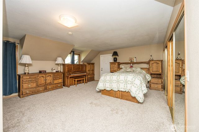 36721 6th Avenue SW, Federal Way, WA 98023