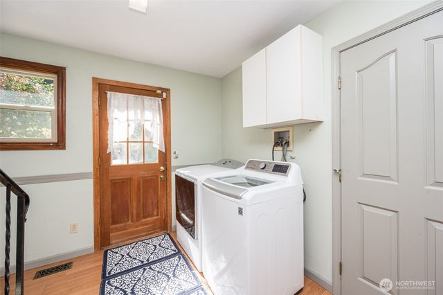 36721 6th Avenue SW, Federal Way, WA 98023