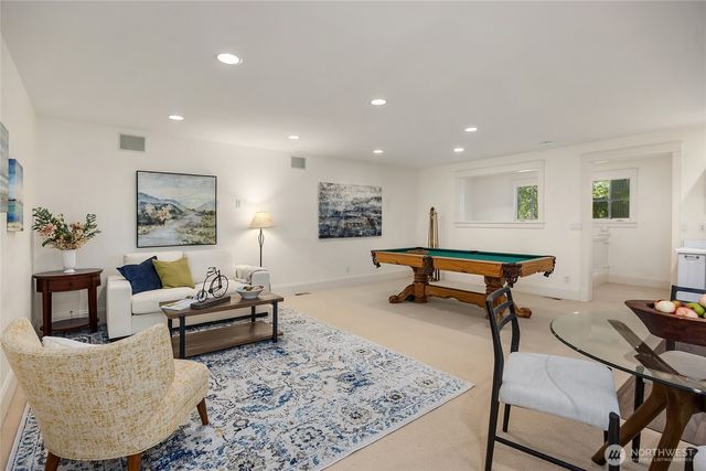 13401 Manzanita Road NE, Bainbridge Island, WA 98110