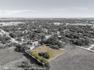 600 S Main Street, Mart, TX 76664