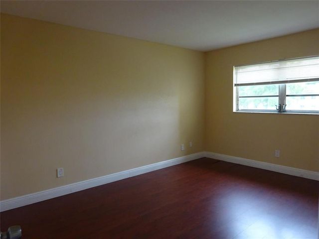 6050 NW 64th Avenue 307, Tamarac, FL 33319