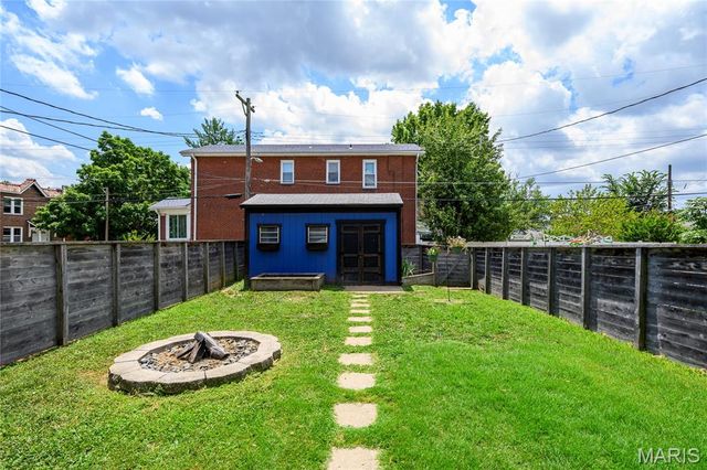 4504 Eichelberger Street, St Louis, MO 63116