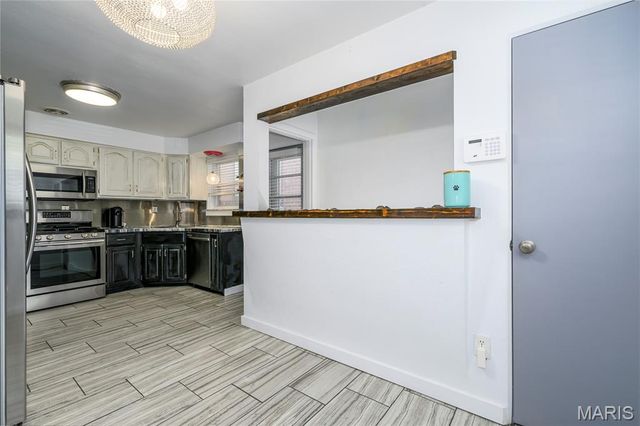 4504 Eichelberger Street, St Louis, MO 63116