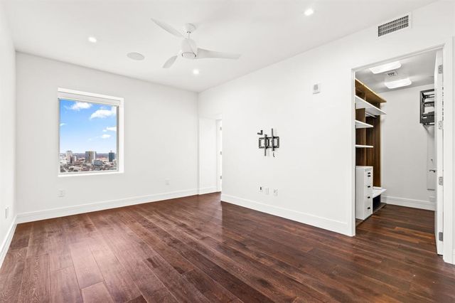 501 West Ave 3403, Austin, TX 78701